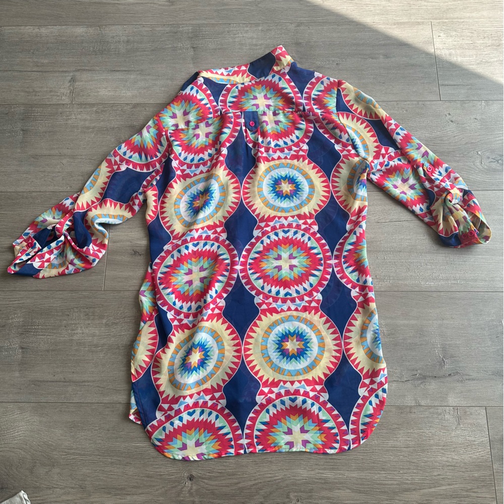 Colorful Geometric Print Blouse - size medium - Picture 4 of 5